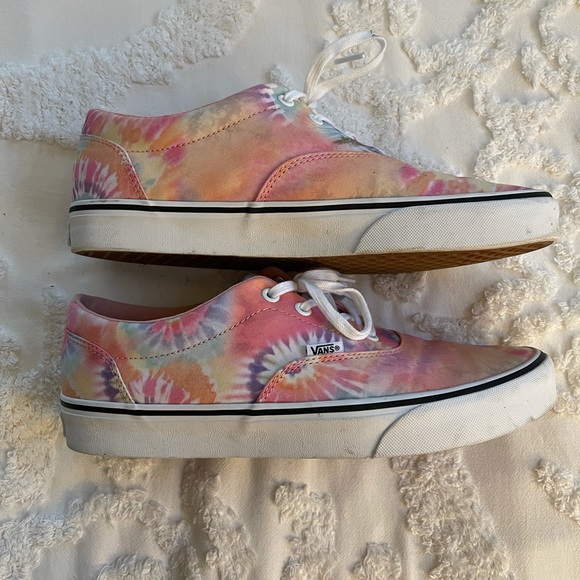Tye dye vans - Picture 4 of 5